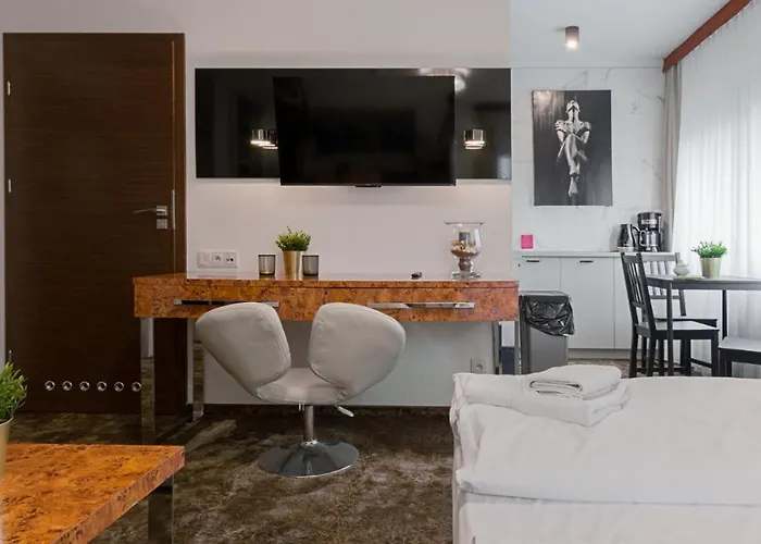 Апартаменты Vacationclub - Royal Tulip 208 Колобжег