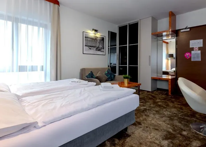 Апартаменты Vacationclub - Royal Tulip 208 *